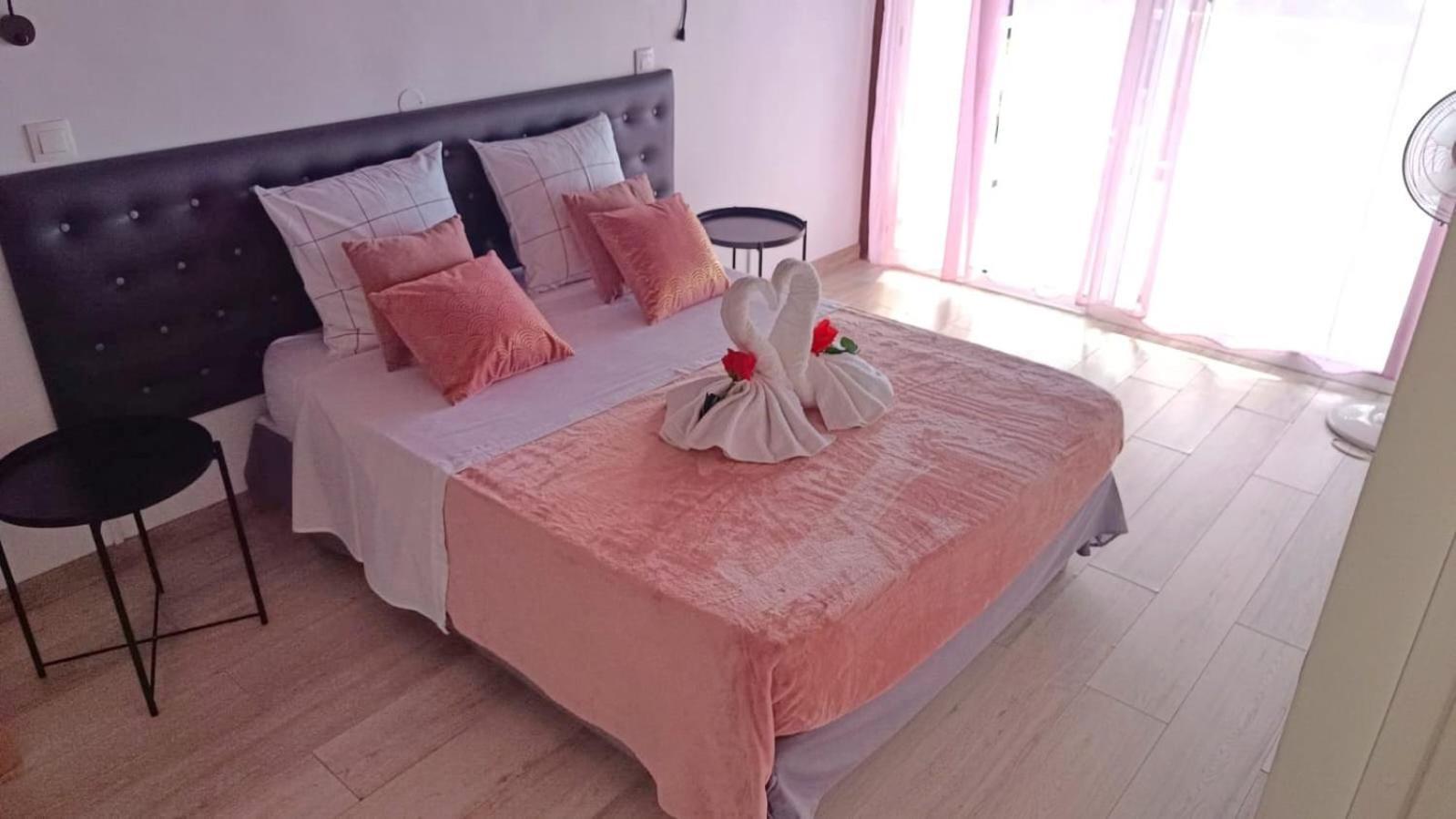 Duplex Rose Porcelaine - Vue Mer- Malendure Буйянт Екстериор снимка